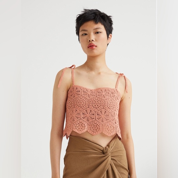 H&M Apricot Crochet Style Crop Top - Picture 3 of 4